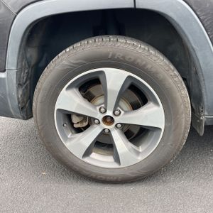 2019 JEEP CHEROKEE LIMITED — миниатюра 19