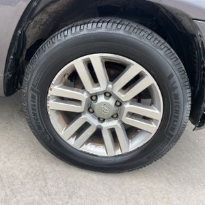 2011 Toyota 4RUNNER LIMITED — миниатюра 20