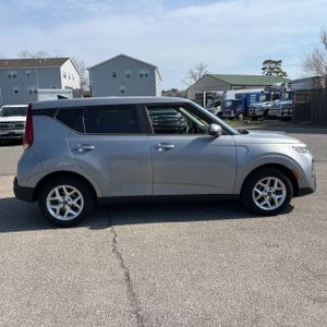 KIA SOUL LX - 10