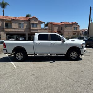 2023 RAM 2500 LARAMIE 照片 10