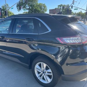 FORD EDGE SEL - 6