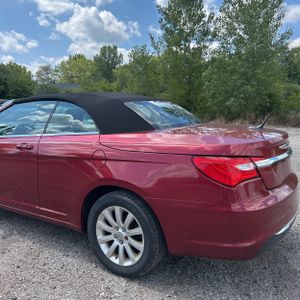 صورة 6 لـ 2011 Chrysler 200 TOURING