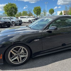 FORD MUSTANG GT PREMIUM - 2