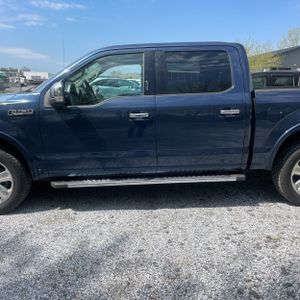 FORD F-150 LARIAT - 4