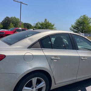 CHEVROLET CRUZE 2LT AUTO - 9