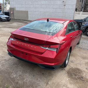 HYUNDAI ELANTRA SE - 8