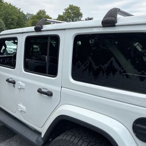 2019 JEEP WRANGLER UNLIMITED SAHARA 照片 5