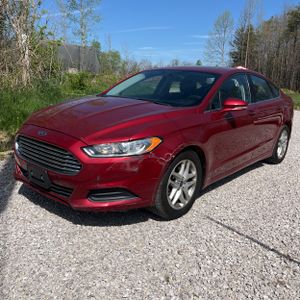 FORD FUSION SE - 1