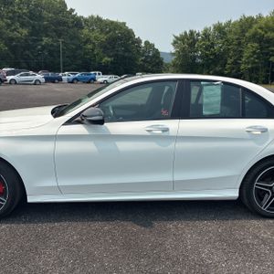 صورة 4 لـ 2021 Mercedes-BENZ C-CLASS
