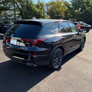 صورة 8 لـ 2026 Acura MDX SH-AWD W/A-SPEC