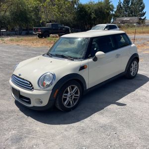 صورة 1 لـ 2013 MINI HARDTOP COOPER