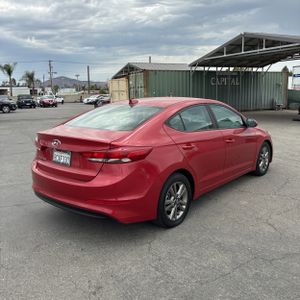 2018 Hyundai ELANTRA SEL 照片 8