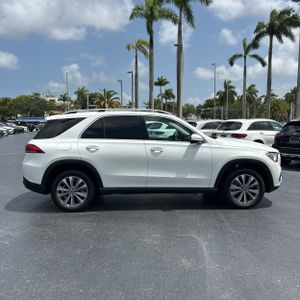 صورة 10 لـ 2022 Mercedes-BENZ GLE
