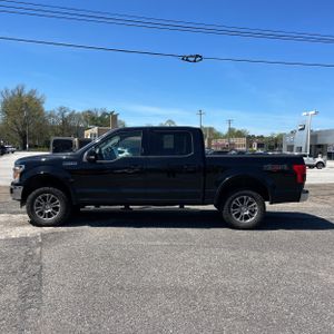 FORD F-150 LARIAT - 2