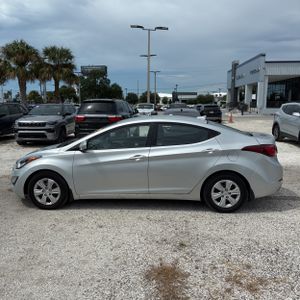 صورة 3 لـ 2016 Hyundai ELANTRA SE