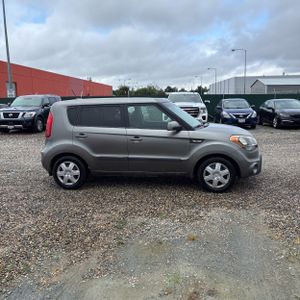 KIA SOUL BASE - 10