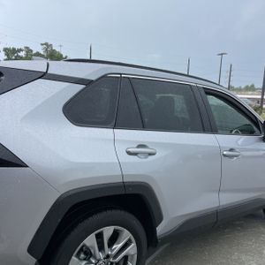 صورة 9 لـ 2024 Toyota RAV4 XLE PREMIUM