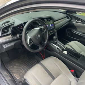 2019 Honda CIVIC LX — миниатюра 35