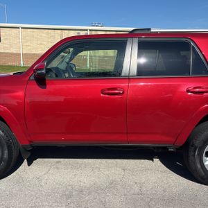 TOYOTA 4RUNNER - 4