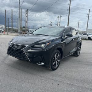 Lexus NX 300 Base - 1