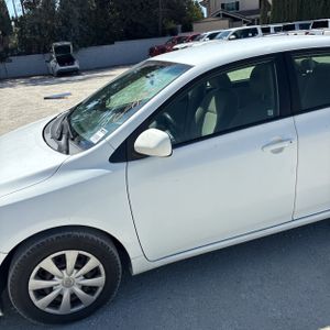 صورة 2 لـ 2011 Toyota COROLLA LE