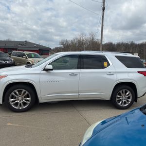 CHEVROLET TRAVERSE HIGH COUNTRY - 3