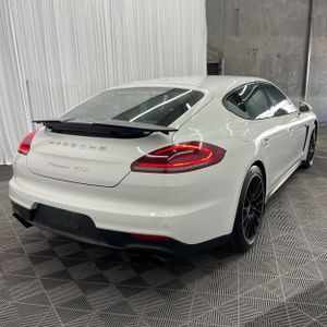 2016 Porsche PANAMERA GTS 照片 8