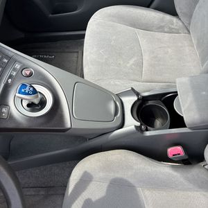 2010 Toyota PRIUS II — миниатюра 38