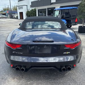 Jaguar F-TYPE R - 7