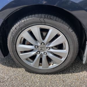 2011 Honda ACCORD EX-L V6 — миниатюра 17