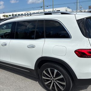 MERCEDES-BENZ GLB - 6