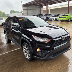 2021 Toyota RAV4 XLE PREMIUM thumbnail 12