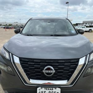 صورة 15 لـ 2023 Nissan ROGUE S