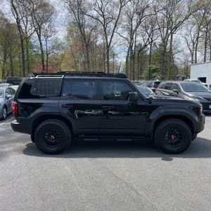 TOYOTA LAND CRUISER - 10