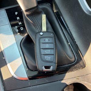 2025 Hyundai ELANTRA SE — миниатюра 53
