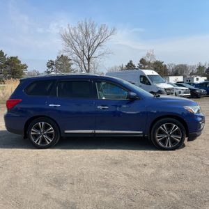 NISSAN PATHFINDER PLATINUM - 10