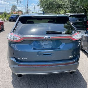 FORD EDGE SEL - 6