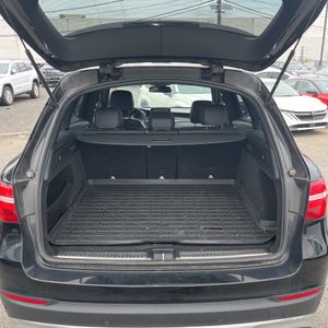 2018 Mercedes-BENZ GLC thumbnail 43