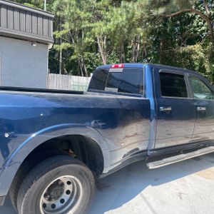 2019 RAM 3500 LARAMIE photo 9