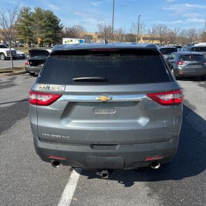 CHEVROLET TRAVERSE LS - 7