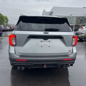 FORD EXPLORER ST - 7