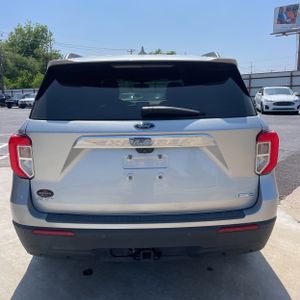 FORD EXPLORER XLT - 7