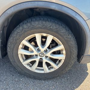 2017 Nissan ROGUE SV — миниатюра 20
