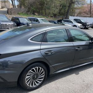 HYUNDAI SONATA HYBRID SEL - 9