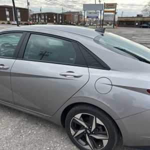 HYUNDAI ELANTRA SEL - 6