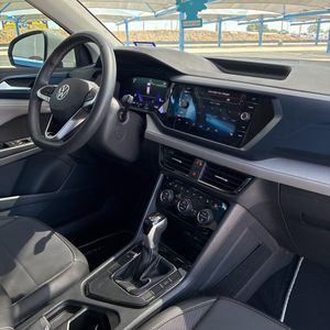 صورة 36 لـ 2024 Volkswagen TAOS SE