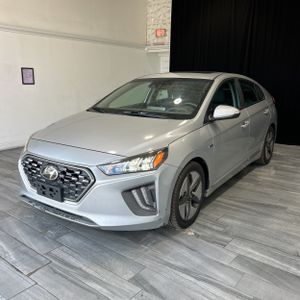 2020 Hyundai IONIQ HYBRID SEL photo 1