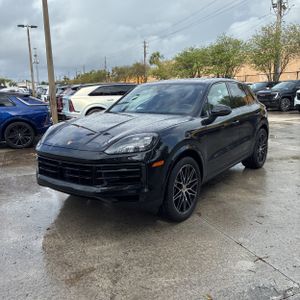 PORSCHE CAYENNE S - 1