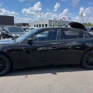 DODGE CHARGER SXT PLUS - 3