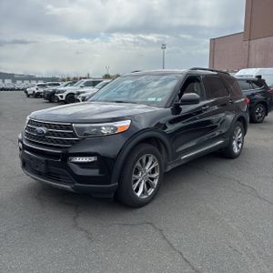 FORD EXPLORER XLT - 1